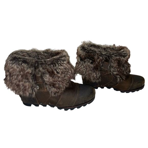 Sorel Joan of Arctic Brown Leather Faux Fur Wedge Ankle Boots    Size: US 7.5 - Picture 3 of 9